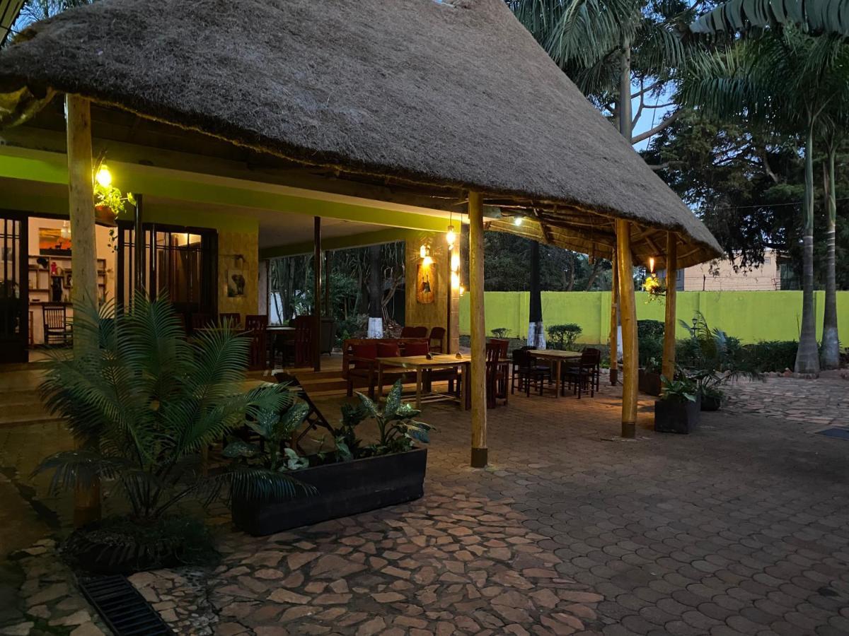 Afro Smile Hotel And Guest House-Jinja Exteriör bild