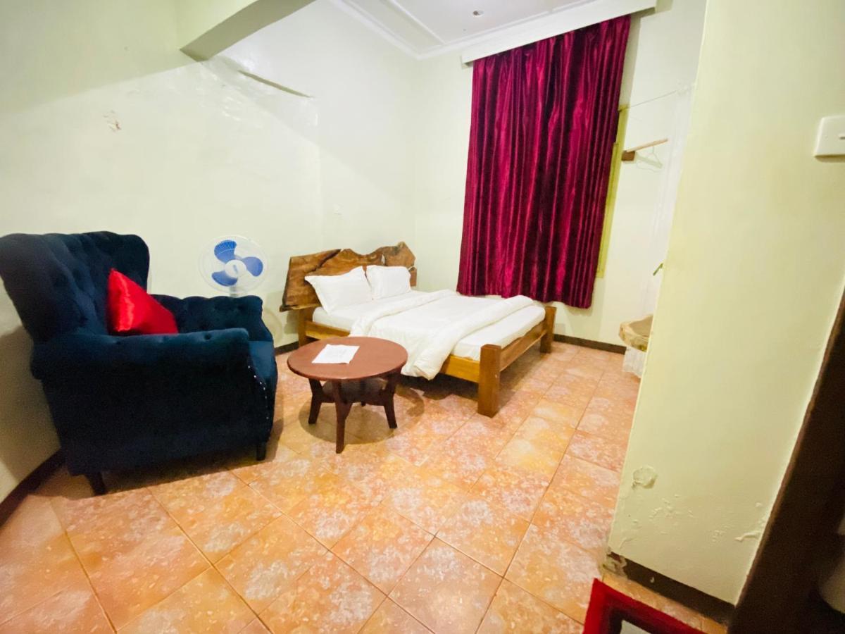 Afro Smile Hotel And Guest House-Jinja Exteriör bild