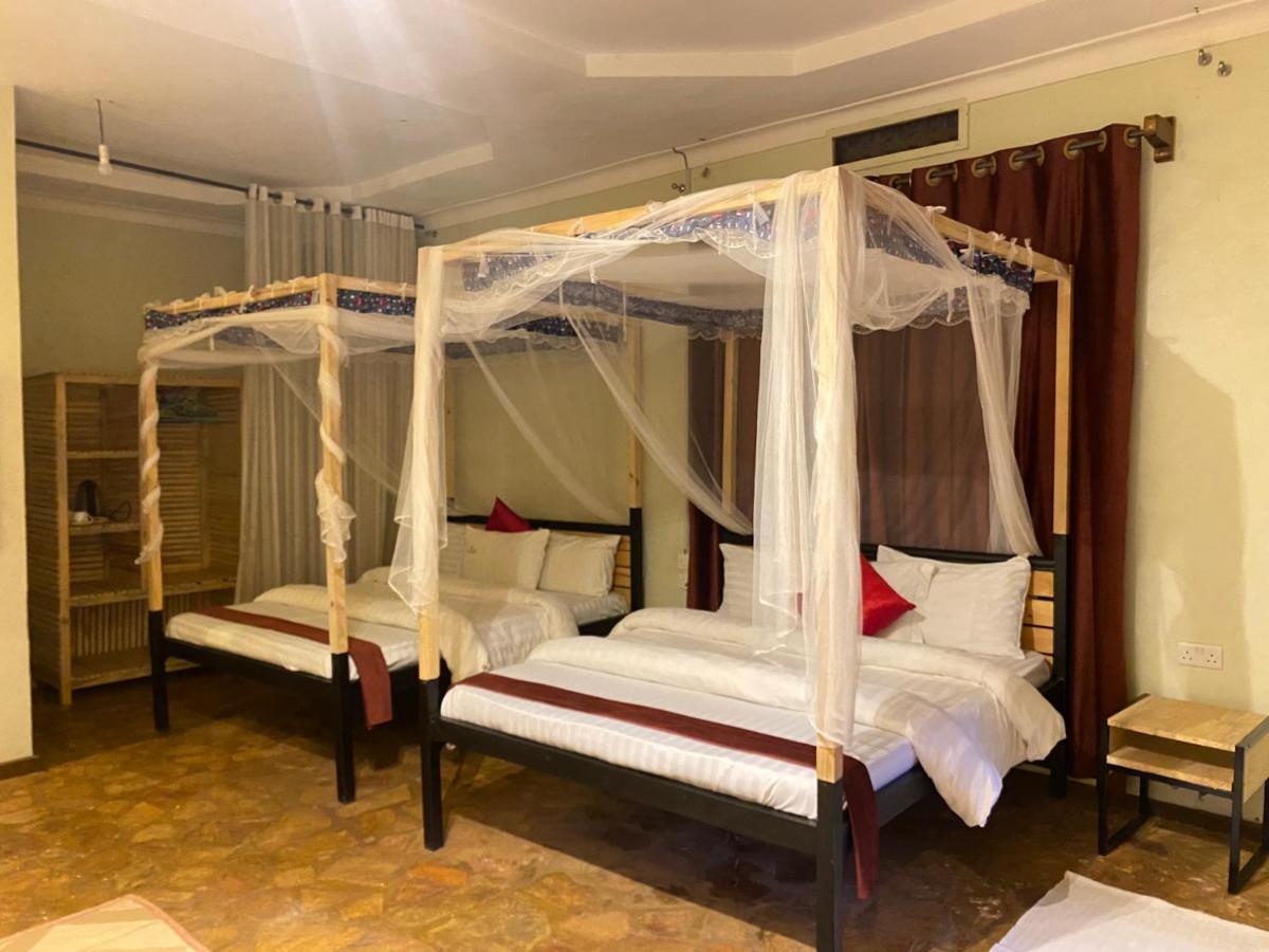 Afro Smile Hotel And Guest House-Jinja Exteriör bild